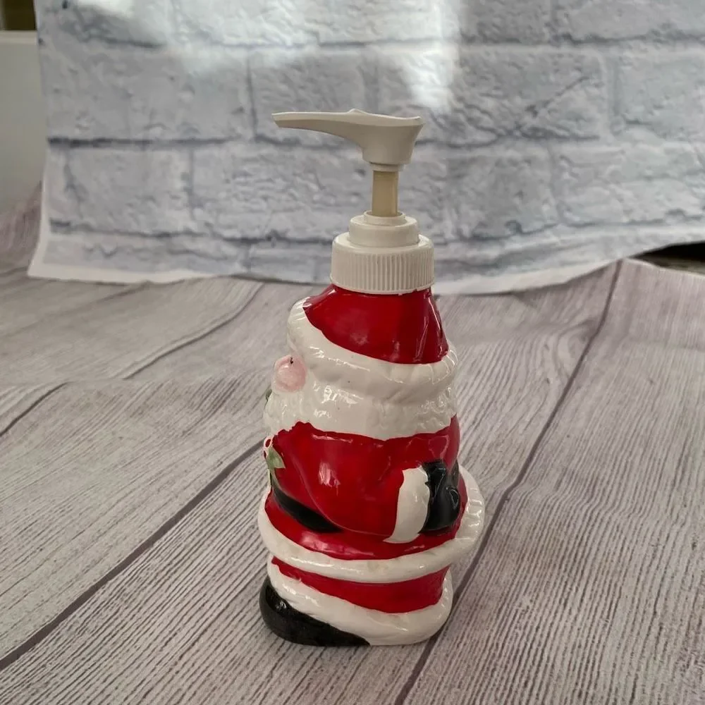 Vintage Santa soap dispenser 6.5”x3”